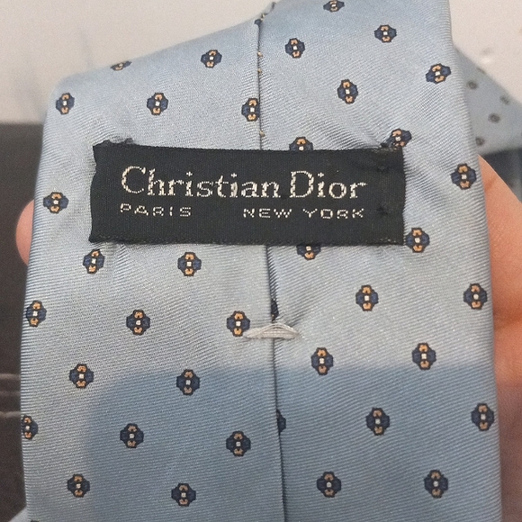 Christian Dior tie - Picture 4 of 10